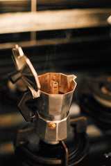 Como fazer o HUMANO Espresso na cafeteira italiana (moka)